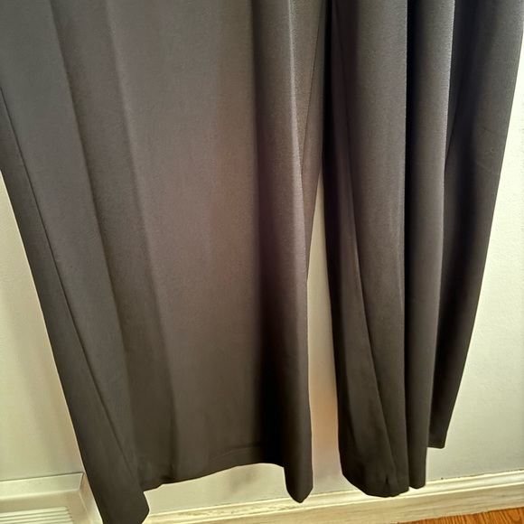 NWT Gabby Skye Floral Jumpsuit - Picture 4 of 11